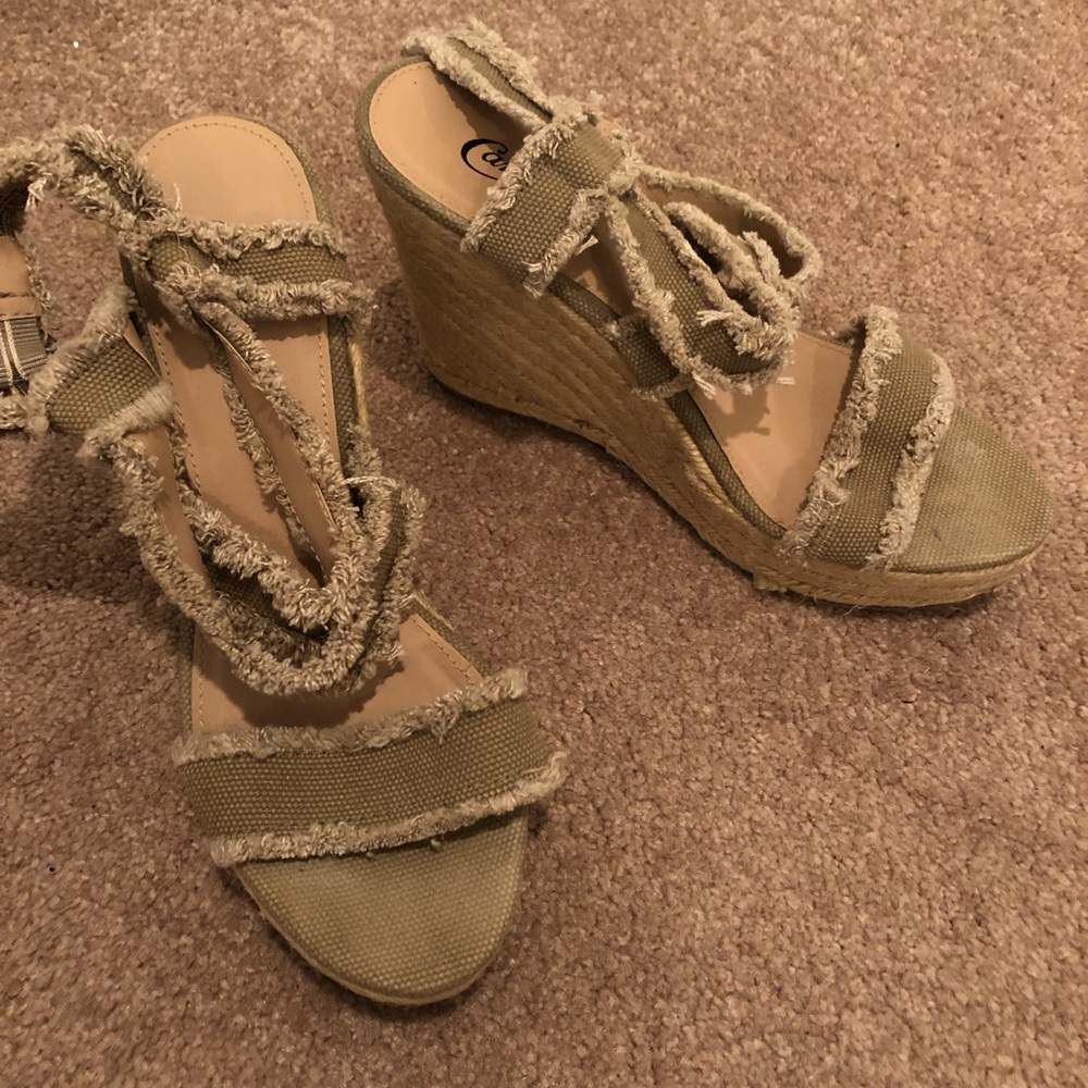 CANDIES WEDGES!